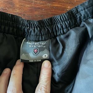 Size 7 youth snowpants